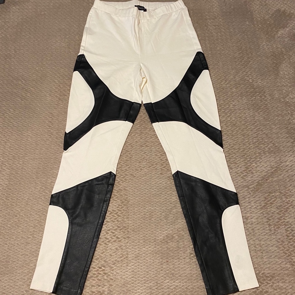 VENUS Leggings